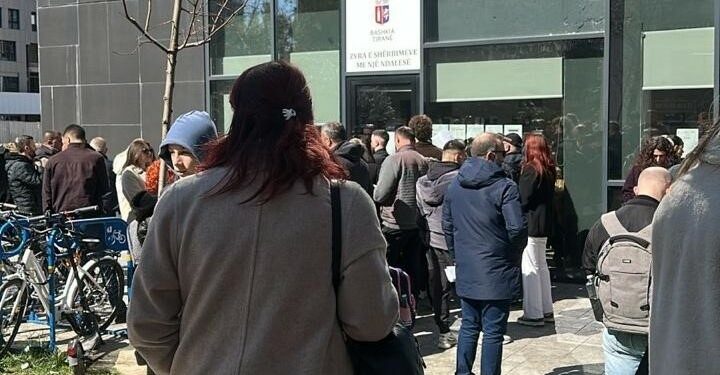 Lehtësira të reja për pagesën e taksave vendore, ja kategoritë përfituese! Dokumentet që duhet të dorëzojnë në bashki