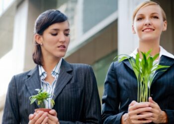 Pse lakmia na lë të varfër?