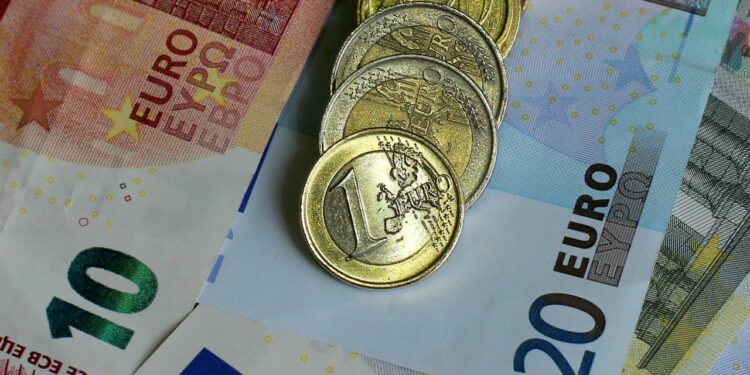 “3-8 vite burg për skemat mashtruese dhe piramidale” – Kodi i ri Penal ashpërson dënimet edhe për falsifikimin e monedhave