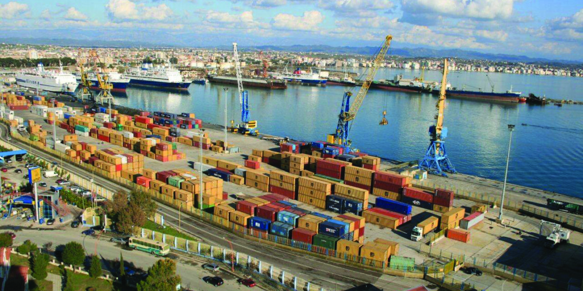 Rritja e paqëndrueshme e eksporteve, vrulli ndalet në gusht