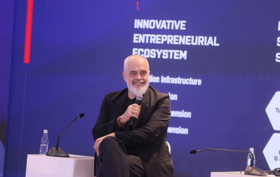 Çudit Rama: Pranverën e ardhshme Diella do të jetë prezente edhe fizikisht