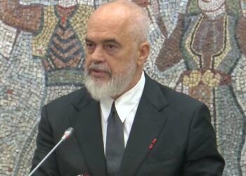 Rama paralajmëron ndërtuesit që abuzojnë: Listë e zezë dhe konfiskim objekti. Në sitë dhe zyrtarët