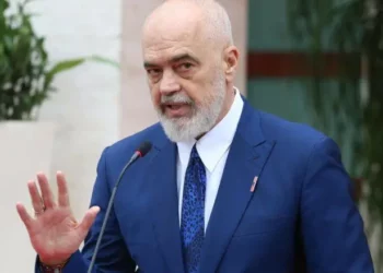 Rama bën ndryshime në qeveri, ja tre zv.ministrat që lirohen nga detyra