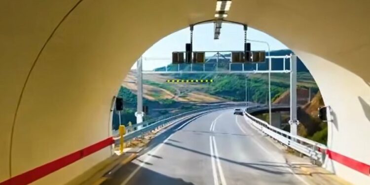 Rruga e re Qukës-Qafë Plloçë, Rama ndan këtë video