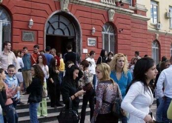 24.3% e popullsisë jashtë tregut të punës, shumica të rinj