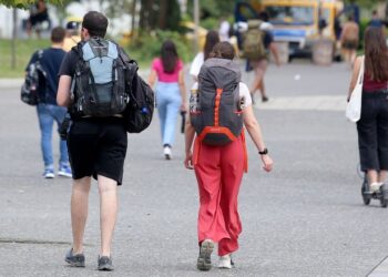 “Dështon” turizmi, hyrjet e të huajve tre herë më pak se parashikimi i qeverisë