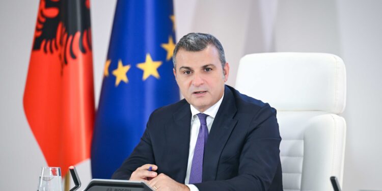 BSH analizon ekonominë, mban të pandryshuar në 2.5% normën bazë të interesit