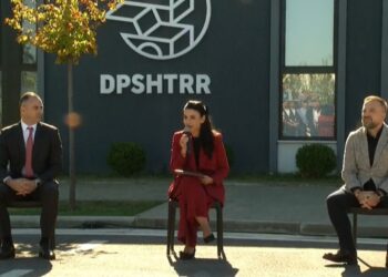 Prezantohet drejtori i ri i Shërbimit të Transportit Rrugor, ja cili është