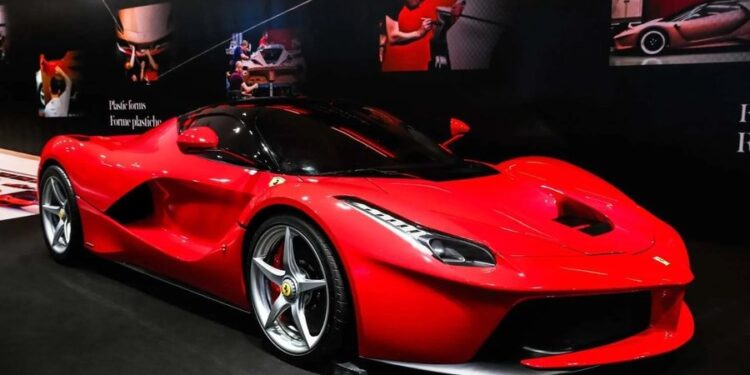 Ferrari prezanton makinën e parë elektrike – Modeli i ri pritet të kushtojë 500,000 euro, me shpejtësi deri në 310 km/h
