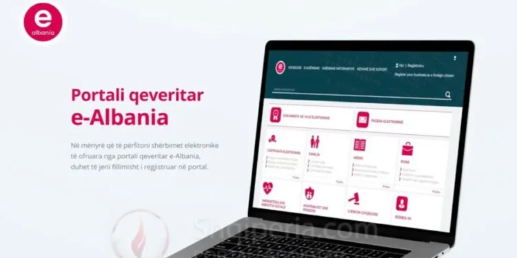 AKSHI sqaron qytetarët: Shërbimet në e-Albania falas, ja shërbimi i ri që shtohet