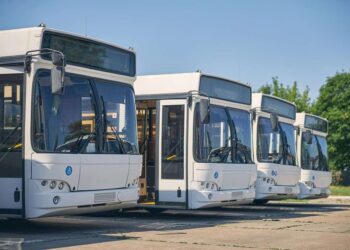 Qeveria vendos: Operatorët e transportit të udhëtarëve, tarifë 200 lekë për pasagjer për transmetimin e të dhënave