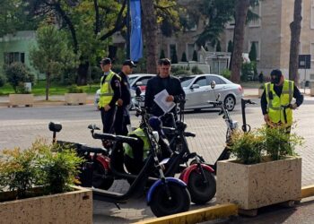 Bllokimi i monopatinave, eksperti tregon cfarë bëri gabim qeveria dhe Policia e Shtetit