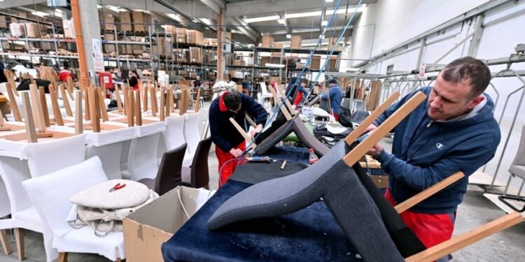 Tarifat e reja të Trump-it prekin edhe tregtarët kosovarë