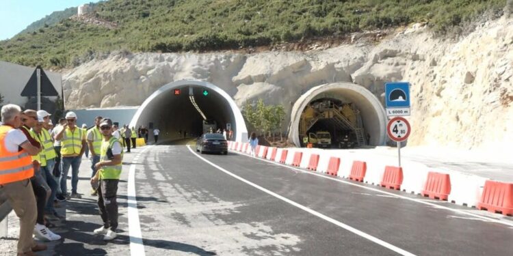Miratohen tarifat për përdoruesit e tunelit të Llogarasë