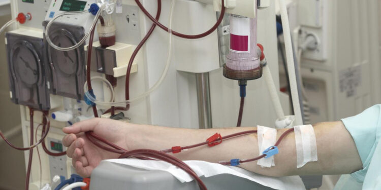 Kontratat PPP të sterilizimit dhe dializës përfundojnë më 2026, rriten fondet për laboratorin