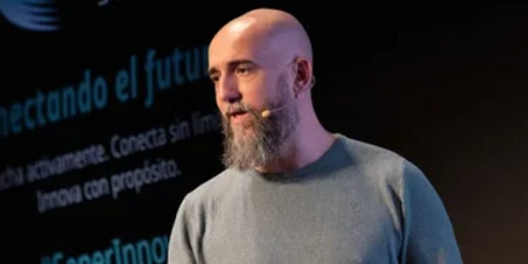 “AI do ju lërë pa punë deri në 2026!” Eksperti i inteligjencës artificiale: Çdo profesion me kompjuter do të zëvendësohet