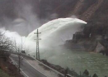 Mot i keq, Ministria raporton për situatën: Gjendja në kaskadën e Drinit, port dhe aeroport vijon normale