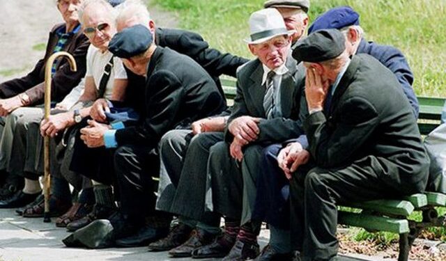 Banka Botërore apel qeverisë: Reformë urgjente për pensionet, ja çfarë rrezikojmë
