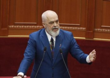 Rama rikthehet në Parlament për buxhetin: Do të rrisim pagat e administratës, mjekëve dhe mësuesve