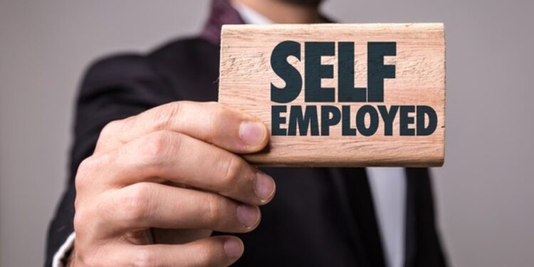 Të vetëpunësuarit “detyrim” për vetëdeklarim- Pr.ligji/ Rregullat për të mos u tatuar si të punësuar. Lehtësi fiskale për disa sektorë