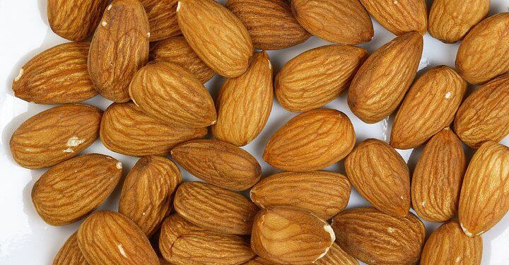 Magjia e vajit të bajames së ëmbël