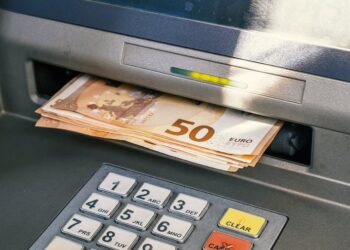 Lamtumirë bankomatëve tradicionalë! Mënyra më e re për të tërhequr para