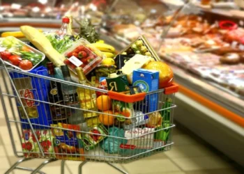 Festa më të shtrenjta? Çmimet e ushqimeve po rriten në të gjithë botën