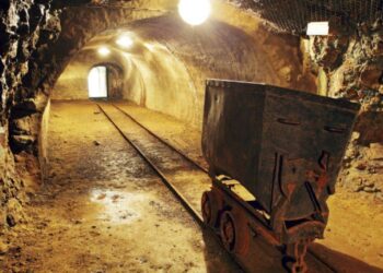 Minierat e hapura pas vitit 2000 do të monitorohen për mbrojtjen e mjedisit deri në 2028