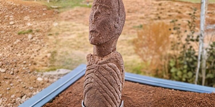 Zbulohen në Turqi fytyra njerëzore të gdhendura 12 mijë vjet më parë