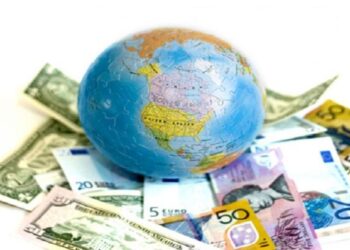 Rënia e euros zhvlerëson remitancat. Emigrantët sjellin më shumë, mbeten më pak