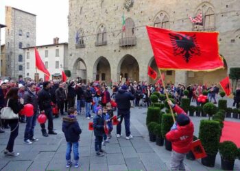 Shqiptarët janë komuniteti i dytë më i madh i huaj në Itali, me 557 mijë persona