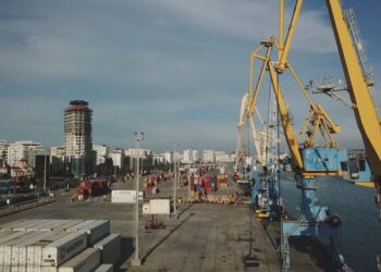 Përkeqësohet tregtia, eksportet me rënie 7% këtë 11-mujor