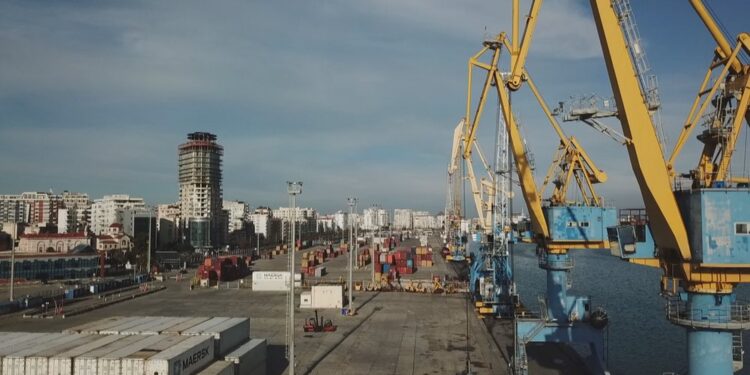 Përkeqësohet tregtia, eksportet me rënie 7% këtë 11-mujor