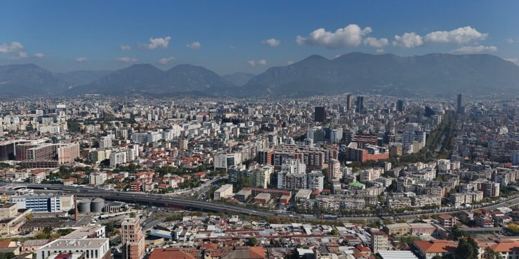 Apartament në Tiranë: Mision i paarritshëm për shtresën e mesme