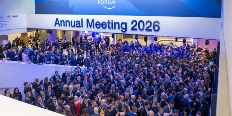 Davos 2026 alarmon botën, IA po rritet shpejt, por a po mbetet njeriu pas?