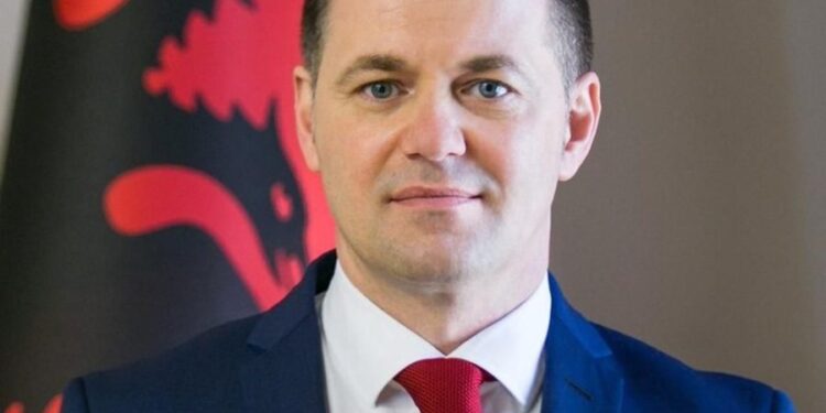 Nga Doganat tek Mjedisi, ja ndryshimet e reja në qeveri