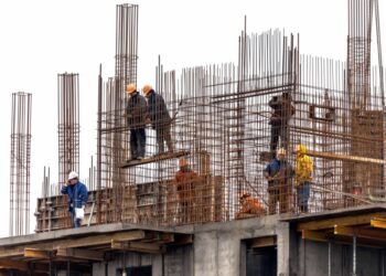 Tatimet nisin kontrollet në terren për pagat tek ndërtim