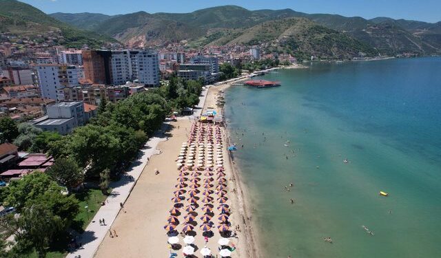 Plazhet me qira privatit, Qeveria miraton rregulloren me kushtet dhe kriteret