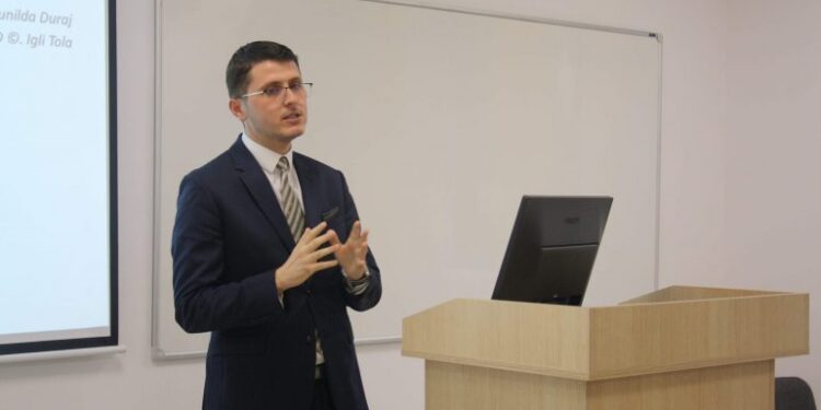 Rritje formale, rreziqe reale: Ekonomia shqiptare në 2026