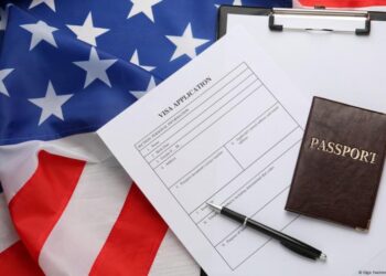 Qeveria reagon për pezullimin e vizave për shqiptarët nga SHBA