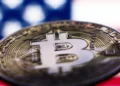 Bitcoin bie në nivelin më të ulët që nga ardhja e Trump në pushtet
