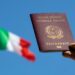 557 mijë shqiptarë jetojnë në Itali, 141 mijë kanë pasaportë italiane