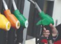 Ulet çmimi i naftës 5 lekë për litër, arrin 193 në pikat e pakicës në Tiranë