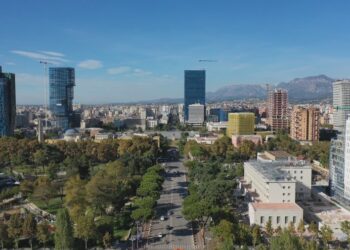 Dinamikat e ekonomisë: Industria dhe prodhimi në rënie, rritet ndërtimi