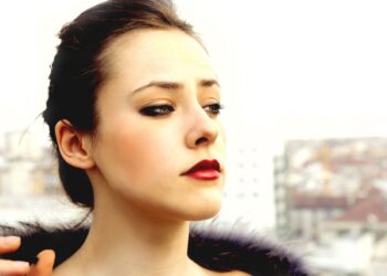 Pse njerëzit duan me çdo kusht të bëhen dikushi…