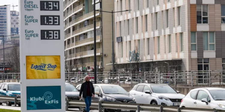 Kosova në valën e shtrenjtimit global të karburanteve