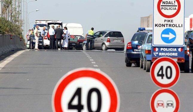 Bie numri i aksidenteve rrugorë, por shkaku kryesor mbeten drejtuesit e mjeteve