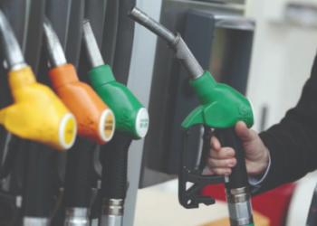 Frika nga lufta në Lindjen e Mesme, Konfindustria i kërkon qeverisë masa në tregun e karburanteve