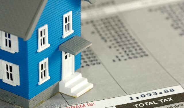 Rivlerësimi në 60 bashki, AKSH përdor çmimet e referencës të 2016-s, vlerat e tregut nga ekspertët