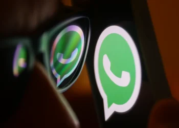 WhatsApp tani mund të hartojë përgjigje të gjeneruara nga AI bazuar në bisedat e tua